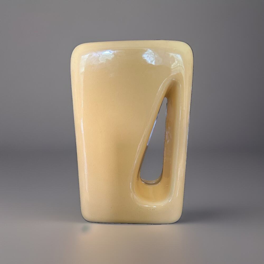 Royal Haeger Gardenhouse Yellow Pottery Vase MCM Cut Out Vase 10" EUC Sticker